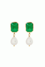 Load image into Gallery viewer, Pearl Drop Emerald Earrings